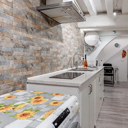 Un Bacio A Apartamento *